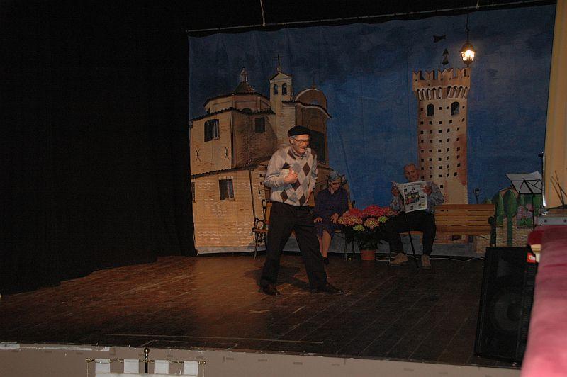 2010-04-17 spettacolo Petritoli (3).jpg